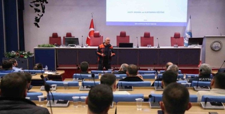 Başkan Büyükkılıç, AFAD Akrediteli Kentsel Arama Kurtarma Ekipleri Eğitimi’ne katıldı
