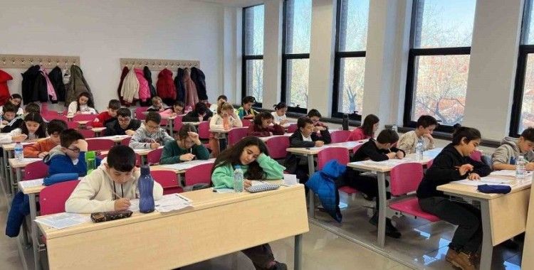Üstün yetenekli öğrenciler sınavda