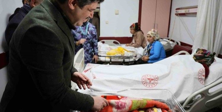 Diyarbakır’da yeni yılda ‘Umut’ ve ‘Lina’ dünyaya geldi
