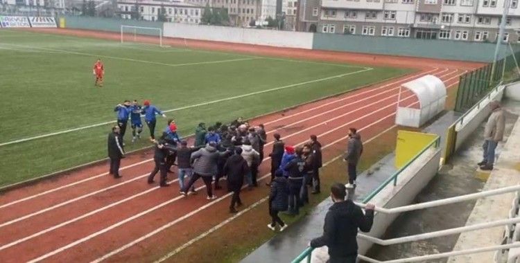 Trabzon’da amatör lig maçında gerginlik
