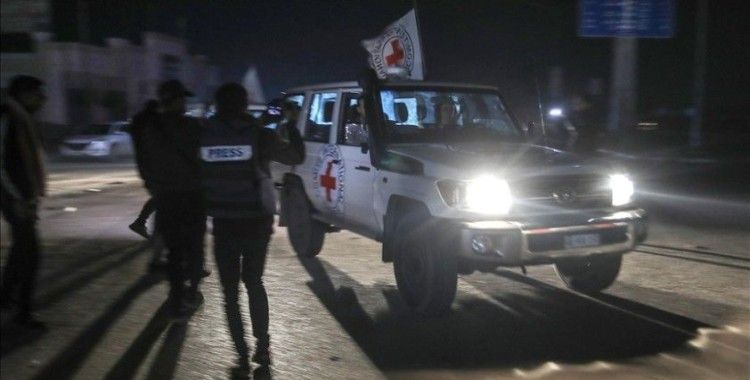 Filistin direniş gruplarından 'Gazze'deki saldırılar durmadan esir takası olmayacak' açıklaması