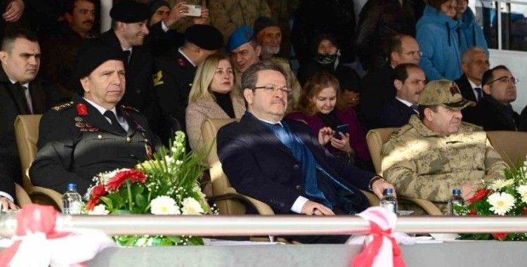 Kırkağaç’ta uzman erbaşların mezuniyet coşkusu
