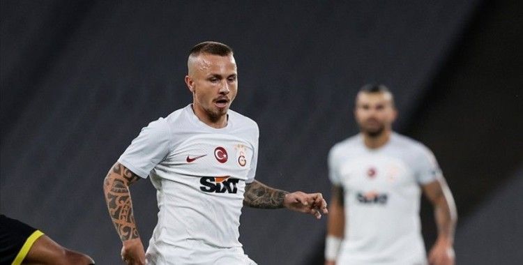 Galatasaray'dan ayrılan İspanyol sol bek Angelino, İtalya'nın Roma takımına transfer oldu