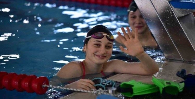 Yüksek İrtifa Kamp Merkezi Olimpik Yüzme Havuzu, Galatasaray Spor Kulübü Yüzme Takımı’nı ağırladı
