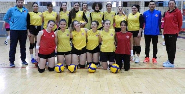 Kepez’in sultanları üst üste hazırlık maçlarıyla hazırlanıyor
