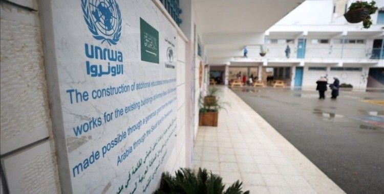 İsrail bankası, abluka altındaki Gazze’de Filistinlilere yardım eden UNRWA'nın hesabını bloke etti