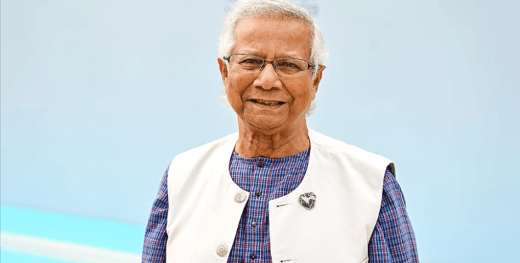 Bangladeş'te Nobel ödüllü Muhammed Yunus'un 'izinsiz' yurt dışına çıkışı yasaklandı
