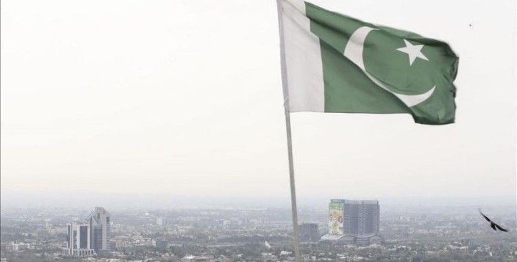 Pakistan, yarın 25. başbakanını seçmek için sandığa gidiyor