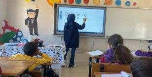 Samsun’daki okullarda etkileşimli tahta kurulumları tamamlandı
