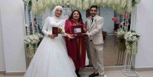 Toroslar ilçesinde Sevgililer Günü’nde 22 nikah kıyıldı

