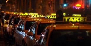 İstanbul'da 1755 adet 8+1 taksiden 1038'inin normal taksiye dönüştürülmesi kararlaştırıldı