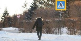 Kazakistan'da okullar dondurucu soğuklar nedeniyle uzaktan eğitime geçti