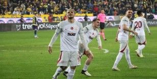 Trendyol Süper Lig: MKE Ankaragücü: 0 - Galatasaray: 3 (İlk yarı)
