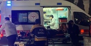 Kocaeli’de bir araç trafik ışıklarında bekleyen otobüse ve otomobile çarptı: 7 yaralı
