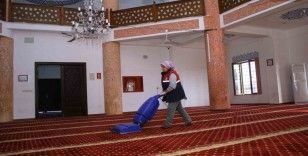Honaz’da camiler Ramazan ayını pırıl pırıl karşılıyor
