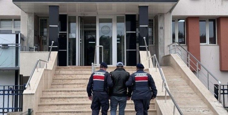 Eskişehir’de jandarma ekiplerince aranması bulunan 43 şahıs yakalandı
