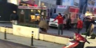 İstanbul'da vicdanları yaralayan olay: Koltuk değnekli yaşlı kadını ittirerek yere düşürdü