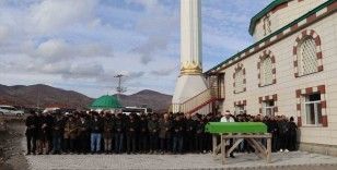 Darıca’da öldürülen genç kadın memleketi Erzurum’da toprağa verildi
