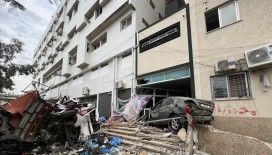 İsrail ordusu Gazze'deki Şifa Hastanesi'nde bir binayı havaya uçurdu