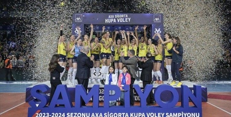 Kadınlar Kupa Voley'de Fenerbahçe Opet, şampiyon oldu