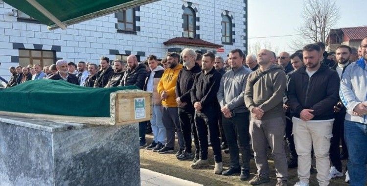 Trabzon'da göçük altında kalarak hayatını kaybeden işçilerden Mehmet Sultan Allahverdi Rize'de defnedildi