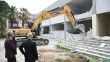 Salihli’de depreme dayanıksız okullar yıkılıyor
