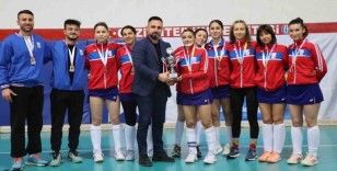 MSKÜ Kadın Hokey takımı Türkiye ikincisi oldu
