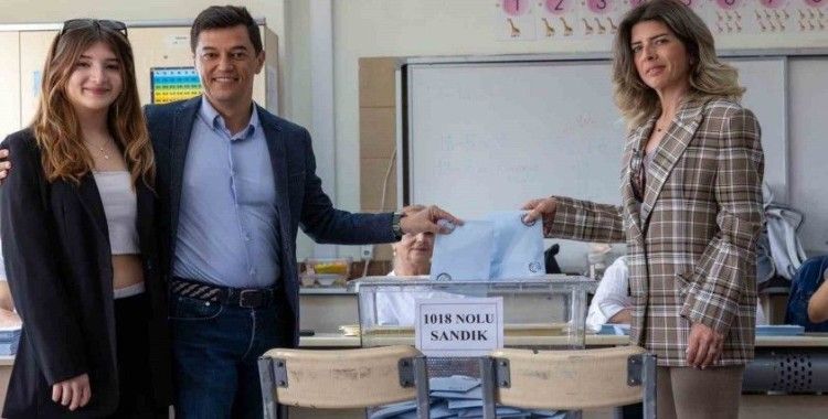 Marmaris seçimini yaptı, CHP’li aday Ünlü yeni başkan oldu
