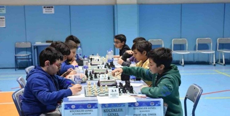 310 satranç sporcusunun yarıştığı etkinlik başladı
