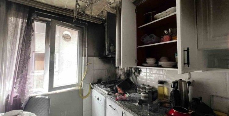 Mutfak aspiratöründen çıkan yangın korkuttu
