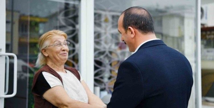 Başkan Kotan esnafla bayramlaştı