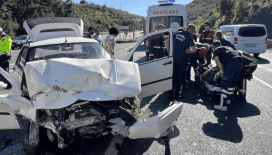 Manisa'da trafik kazası: 3 yaralı