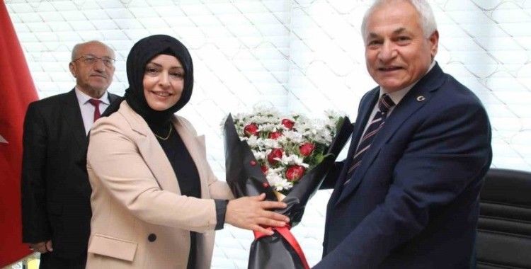 Başkan Ün: “Kimsenin ekmeği ile oynamaya gelmedik”
