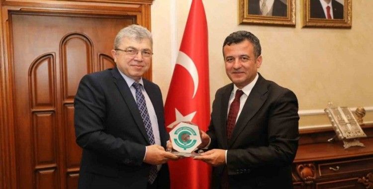 Özdemir: “Samsun’u ihracat konusunda adına yakışır yerlere getirmek için çalışmalıyız”