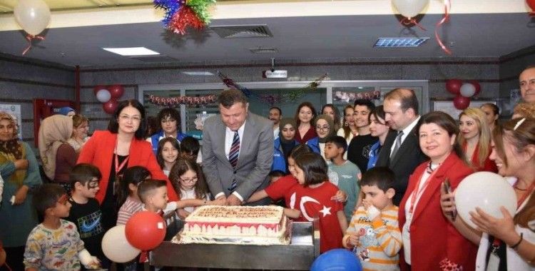 Aydın Kadın Doğum ve Çocuk Hastanesi’nde 23 Nisan kutlaması
