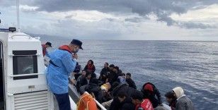 Ayvacık açıklarında 29 kaçak göçmen kurtarıldı
