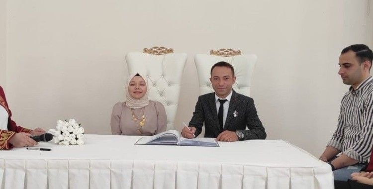 Özel bir gün bekleyen çiftler nikah için 24 Nisan 2024 tarihini seçtiler