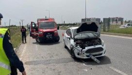 Kâhta'da 2 otomobil çarpıştı: 5 yaralı