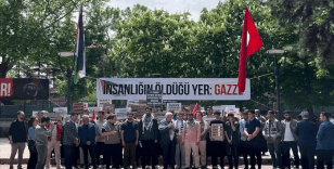 Konya'da üniversite öğrencileri ve akademisyenler "Kampüste Filistin Nöbeti" eylemi yaptı