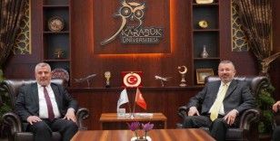 ÖSYM Başkanı Ersoy, Rektör Kırışık ile görüştü

