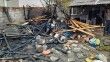 Hisarcık’ta ahır yangını: 1 koyun telef oldu, 200 balya saman yandı
