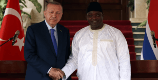 Cumhurbaşkanı Erdoğan, Gambiya Cumhurbaşkanı Barrow ile telefonda görüştü