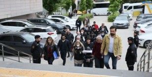 Eskişehir merkezli fuhuş operasyonunda yakalanan şüphelilerden 4'ü tutuklandı