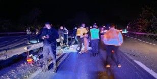 Bariyer ve aydınlatma direğine çarpan motosiklet sürücüsü hayatını kaybetti
