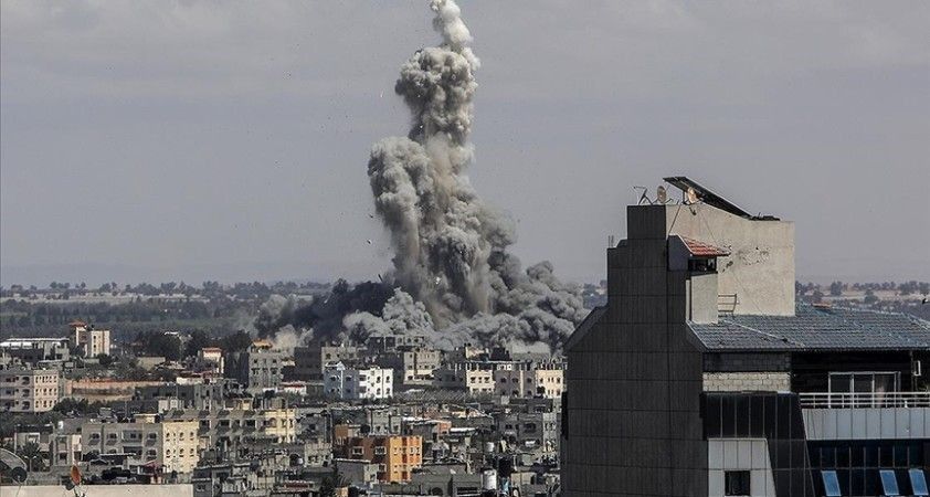 İsrail, 1.5 milyon kişinin sığındığı Refah’ta 50’den fazla yeri havadan bombaladı