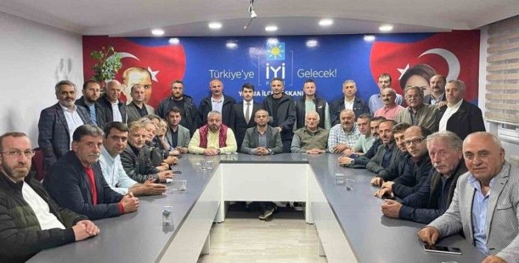 Trabzon’da İYİ Parti Yomra teşkilatı da istifa etti
