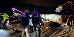 Amasya’da vinçle otomobil çarpıştı: 1 ölü
