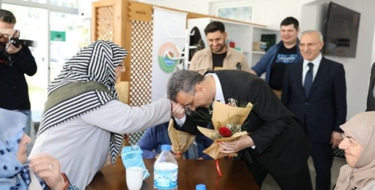 Başkan Kurnaz: "Büyüklerimizin her zaman yanındayız"