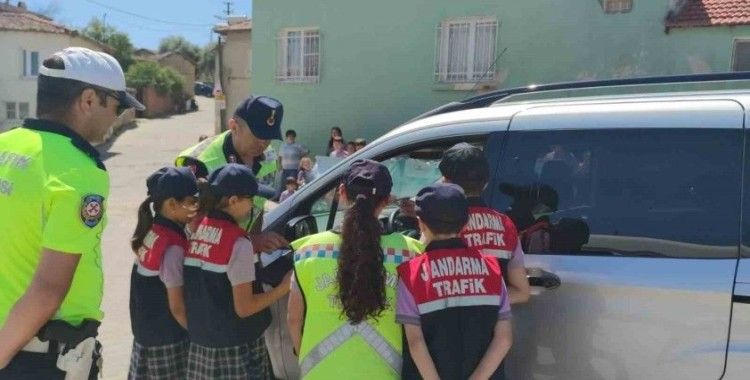 Germencik’te öğrencilere uygulamalı trafik eğitimi