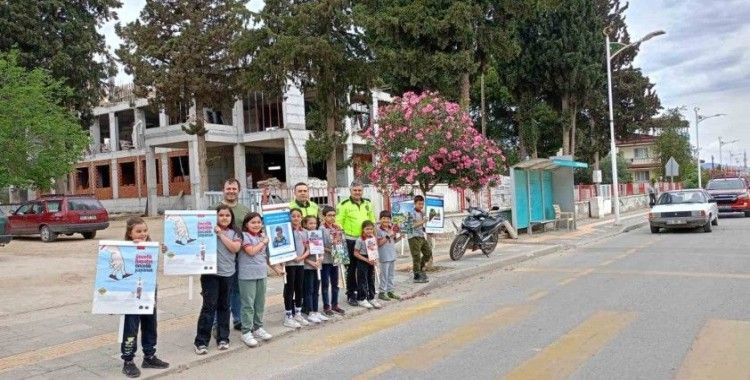 Sarıgöl emniyetinden öğrencilere trafik bilgilendirmesi
